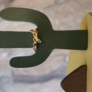 Gold Tone 'Angel' Fashion Ring, Size 7.5